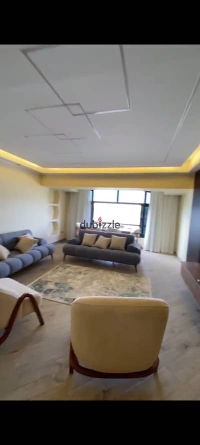 rent  On the Maadi Corniche  Directly overlooking the Nile (first row)