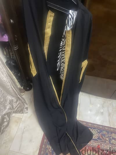 لون اسود في دهبي جديد