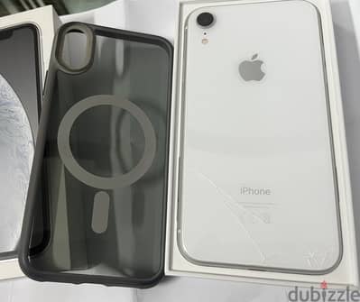iphone XR 64 GB حاله جيده جدا