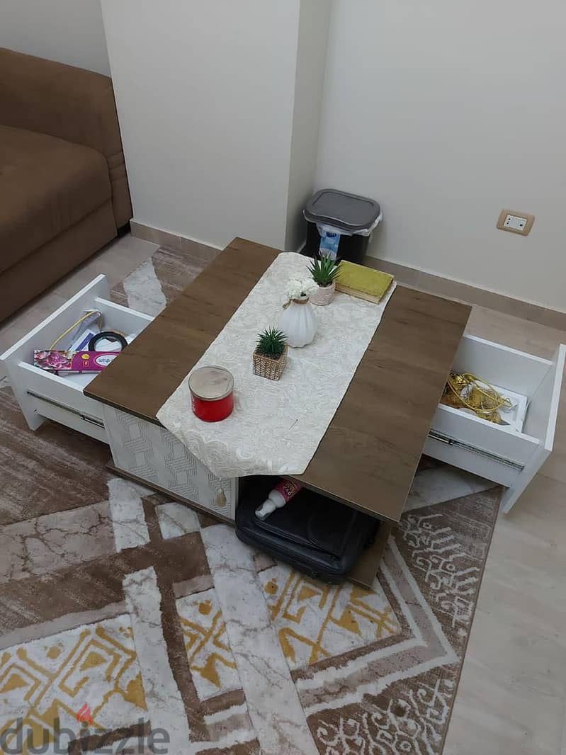 Center table 1