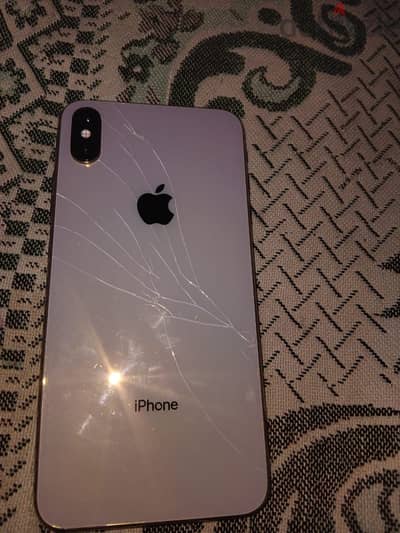 iPhone xsmax خطين
