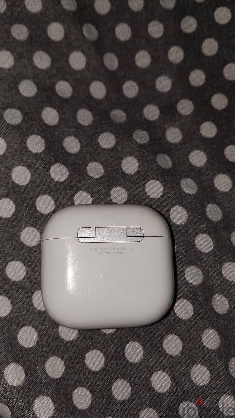Apple Earbuds 1