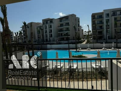 شاليه للايجار في فايا مراسي غرفتين و٢ حمام دور اول علوي فيو حمام سباحه _Marassi North coast
