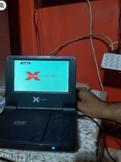 دي في دي محمول للبيع