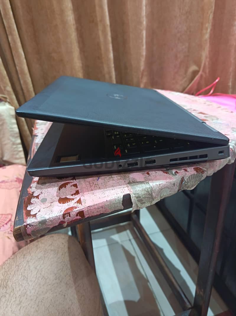 Dell precision 7530 1