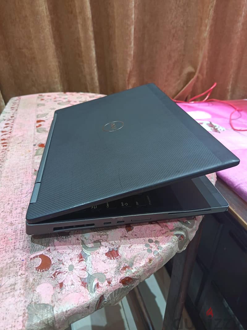 Dell precision 7530 3
