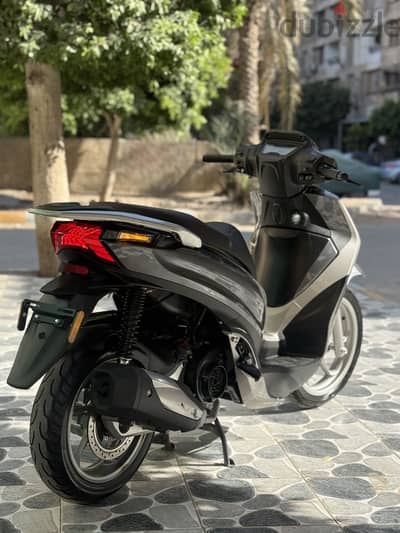 Keeway sc200