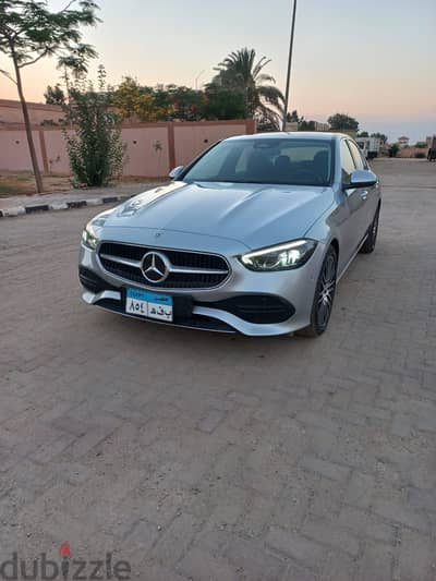 Mercedes-Benz C200 2023 avantgard plus