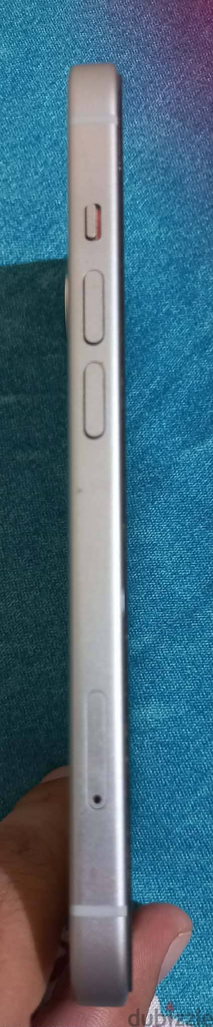 iPhone 15 2