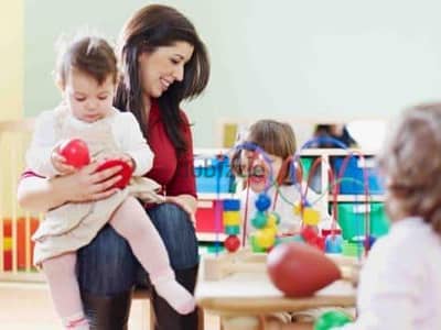 الحق افضل الخصومات  لدينا جليسات الاطفال ومرافقات المسنين  اقامه