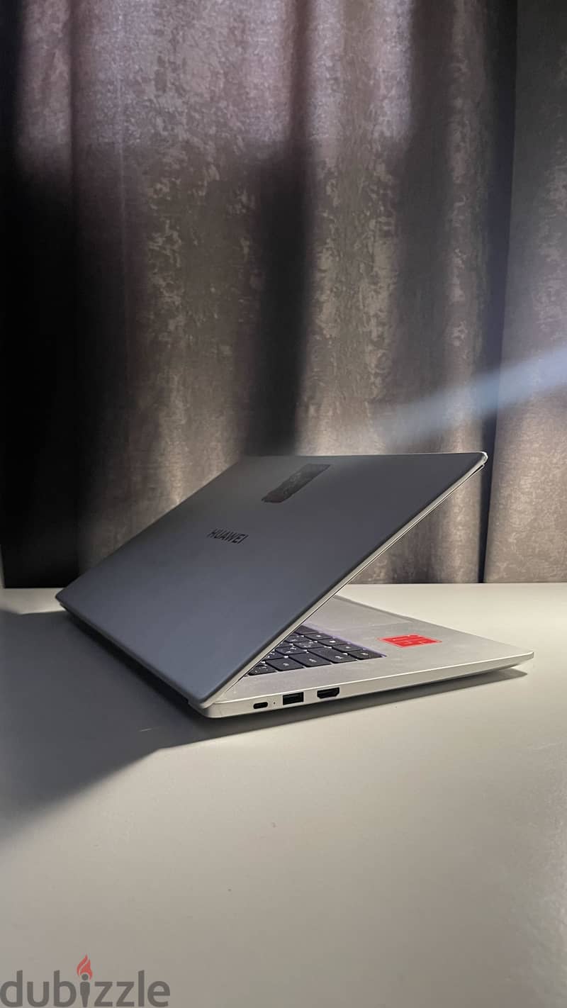 HUAWEI MateBook D 15 5