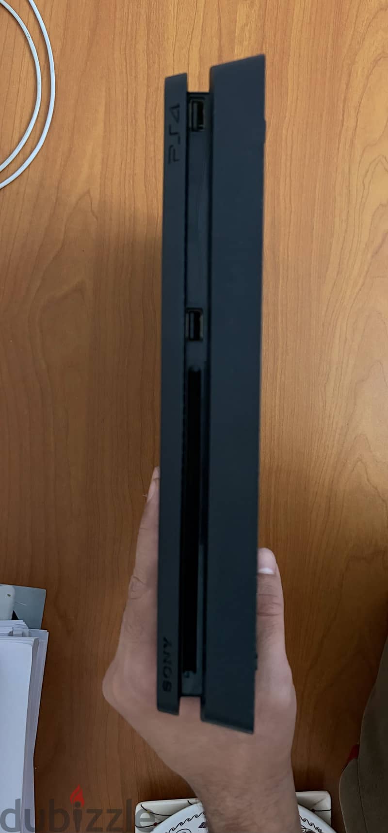 Ps4 slim 876GB 4
