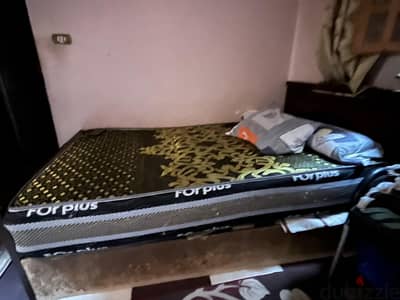 سرير بالمرتبه