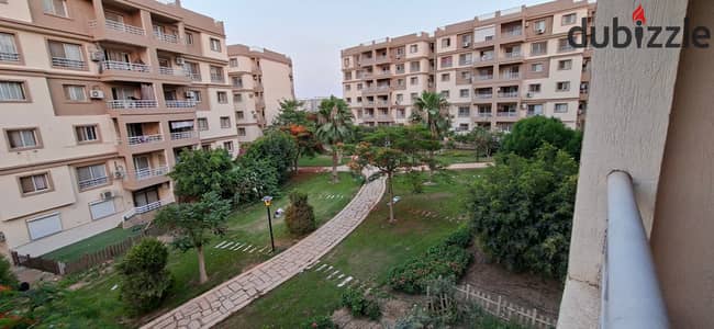 Apartment for sale in Madinaty, 3 bedrooms, wide garden view, sea view, at a bargain price