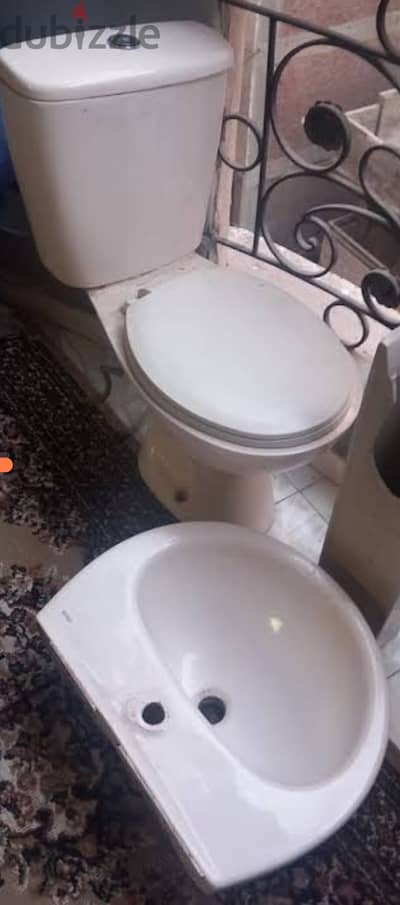 طقم حمام مستعمل