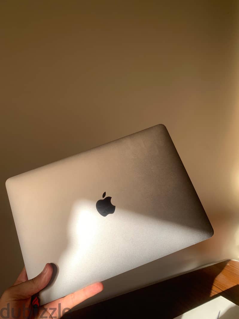 MacBook Pro 2018 13.3 inch 1