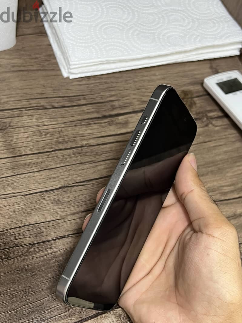 Apple - iPhone 15 Pro Max 6