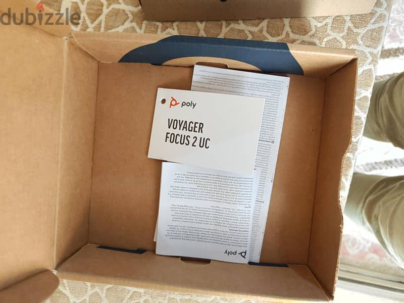 Poly Voyager Focus 2 UC Headset 3