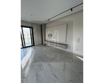Semi furnished Apartment with appliances 2rooms for rent in District 5 Compound by Marakez Semi furnished Apartment with appliances 2rooms for rent in District 5 Compound by Marakez
