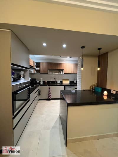 Apartment for sale in the Ninth District  * Area: 200 meters * Private garden: 200 meters * 3 bedrooms * 3 bathrooms  Asking price: 7,500,000 EGP