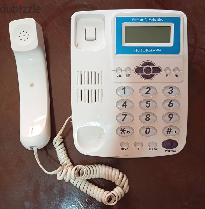 Telephones 4
