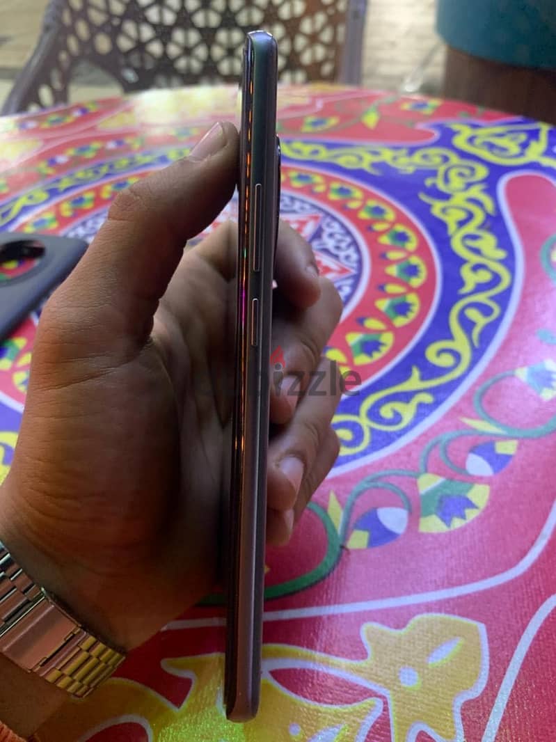 Realme 14 Pro 4