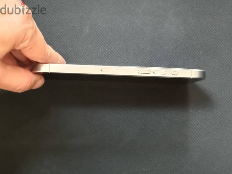 Apple - iPhone 15 Pro Max 4