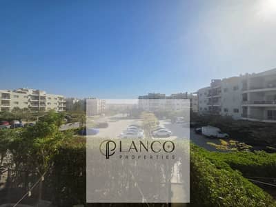apartment for sale in The Address Compound at prime locition