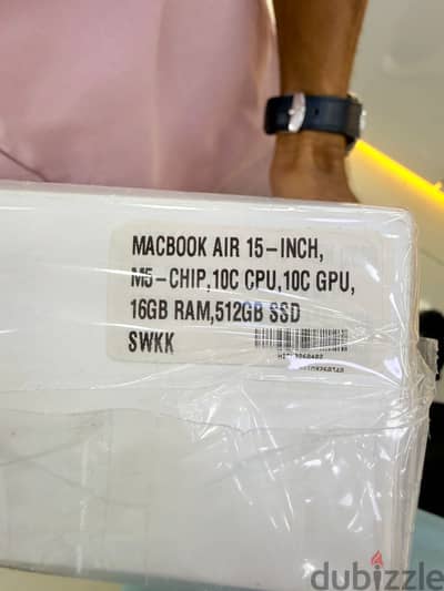 MacBook m5 new