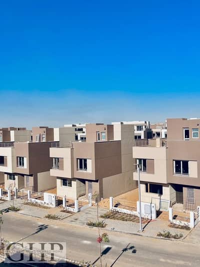 فيلا مستقلة جاهزة للتسليم للبيع في بالم هيلز، القاهرة الجديدة Palm Hills New Cairo