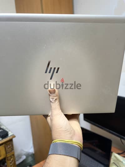 Laptop HP 840 G5 : i5 8th - ssd 128gb - 8gb Ram