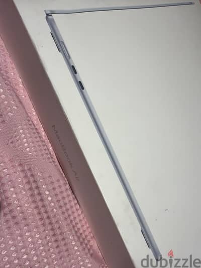 Apple MacBook Air (M5) 15 inch 512g/16 ram Skylight new not ac
