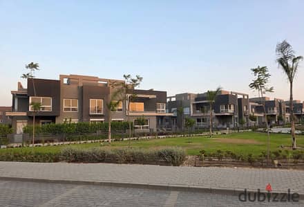 Resale opportunity Villa with apartment price in Kayan Arkan Palm inside Grand Heights near Chill out park Mountain View - Sheikh Zayed