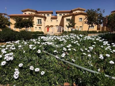 FINISHED VIILLA FOR SALE WITH LOWEST DP IN HYDE PARK NEW CAIRO INST UP TO 8 YEARS