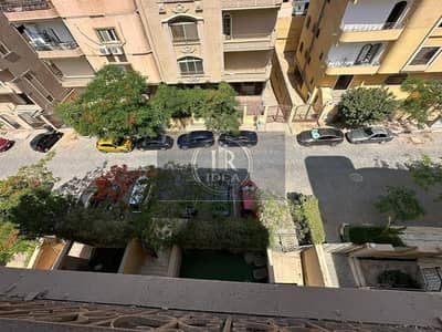 للبيع فى لوكيشن متميز بجوار ووتر واى بكمبوند حدائق الفدا