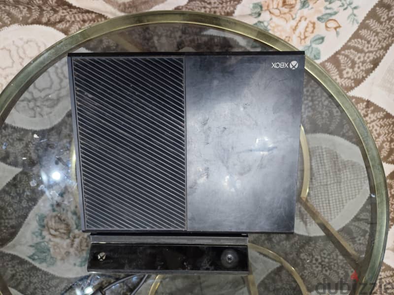 Xbox one with kinect and games. 1tb read bio قابل للفصال 3