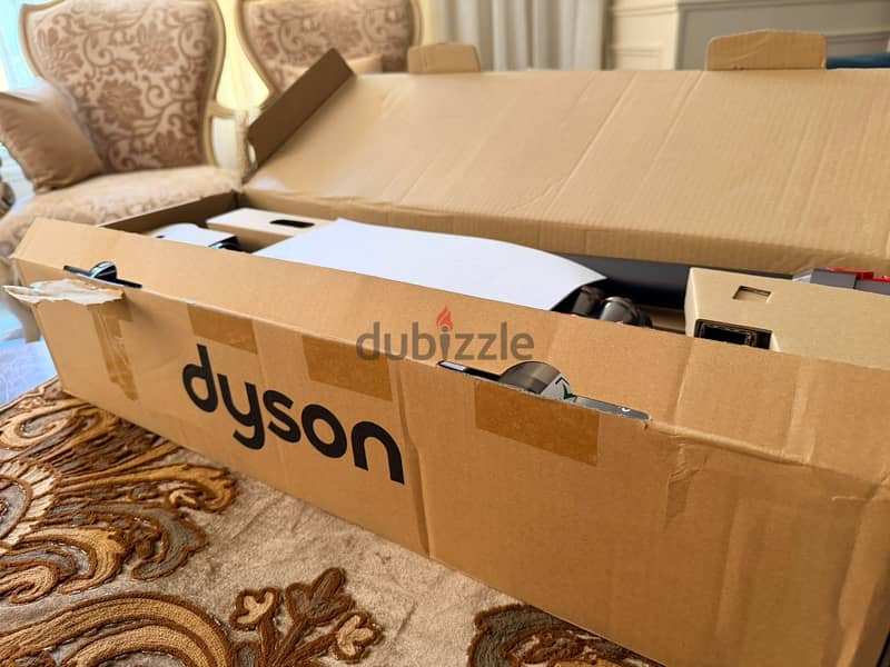 dyson v8 4