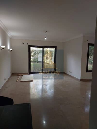 Ground duplex for sale in compound casa