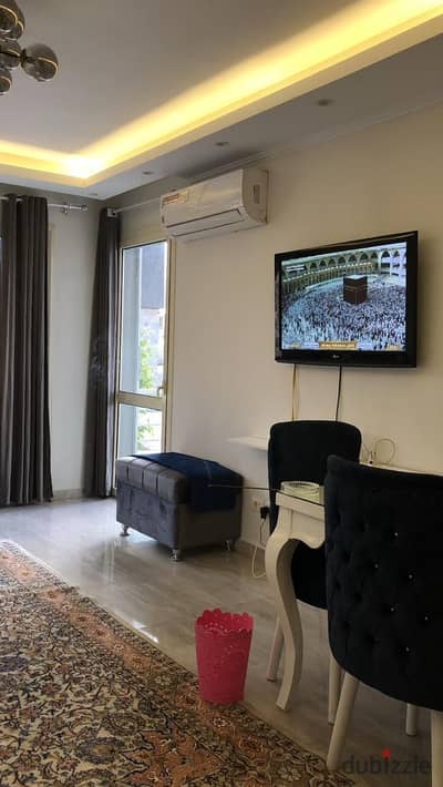 For sale: Resale apartment in Jannat Zayed 1, 100 sqm,from the owner, RTM, with the highest level  in the compound and an unobstructed view.