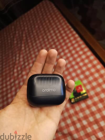 متوفر سماعه بحاله ممتازه بجيمع مشتلامتها araimo otw-323