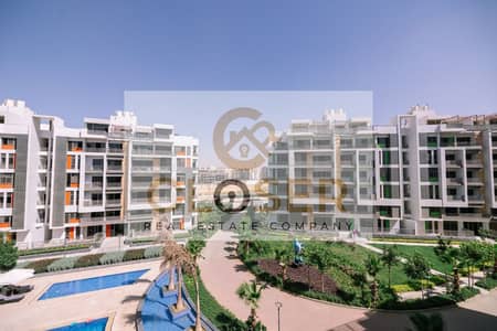 apartment for sale in the best location in the Fifth Settlement, right in front of Hyde Park Fully serviced, with a down payment of only 600k