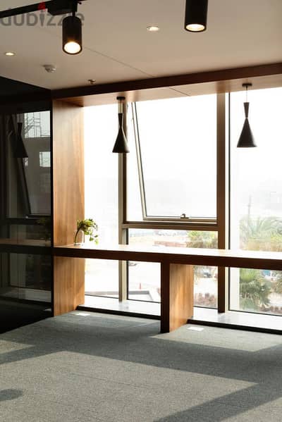 For Rent: 233sqm Admin Unit in 5A by Water Way