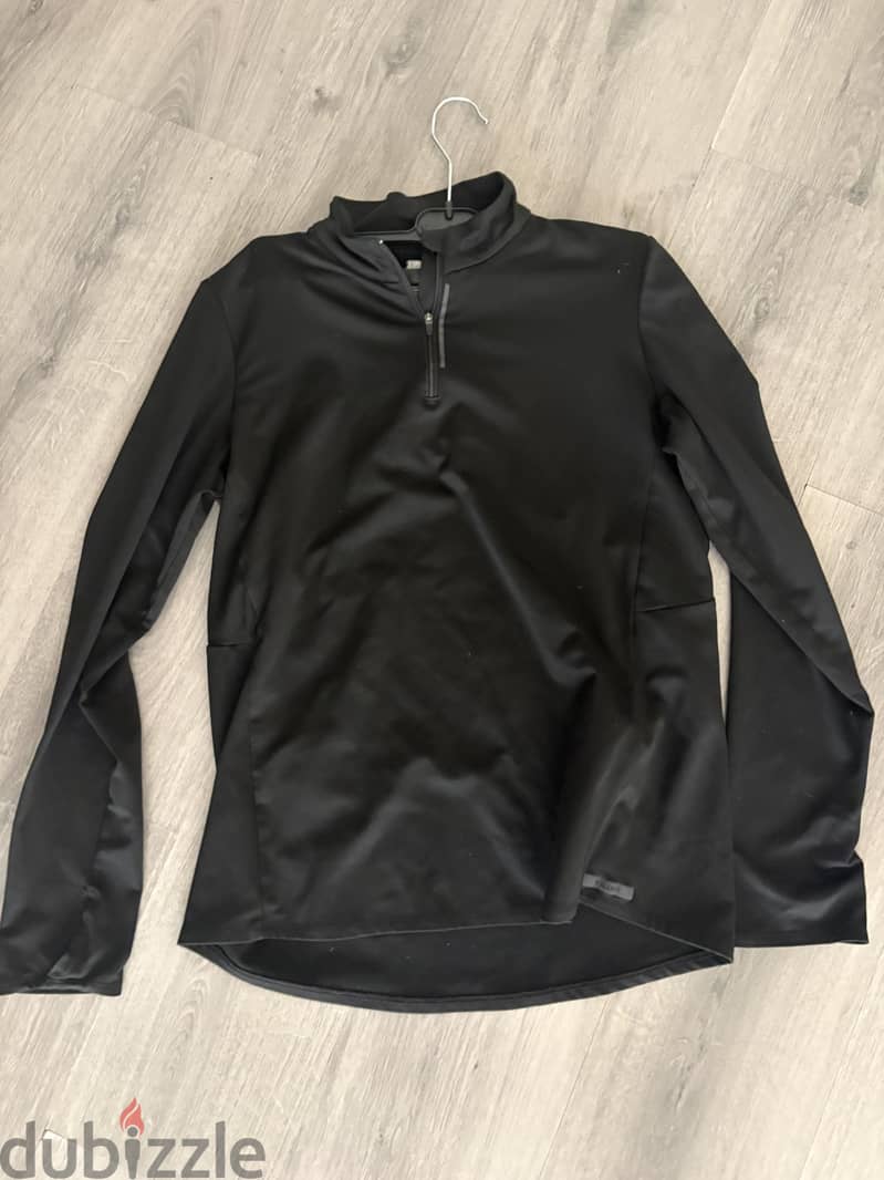Nike 2 pullovers 2