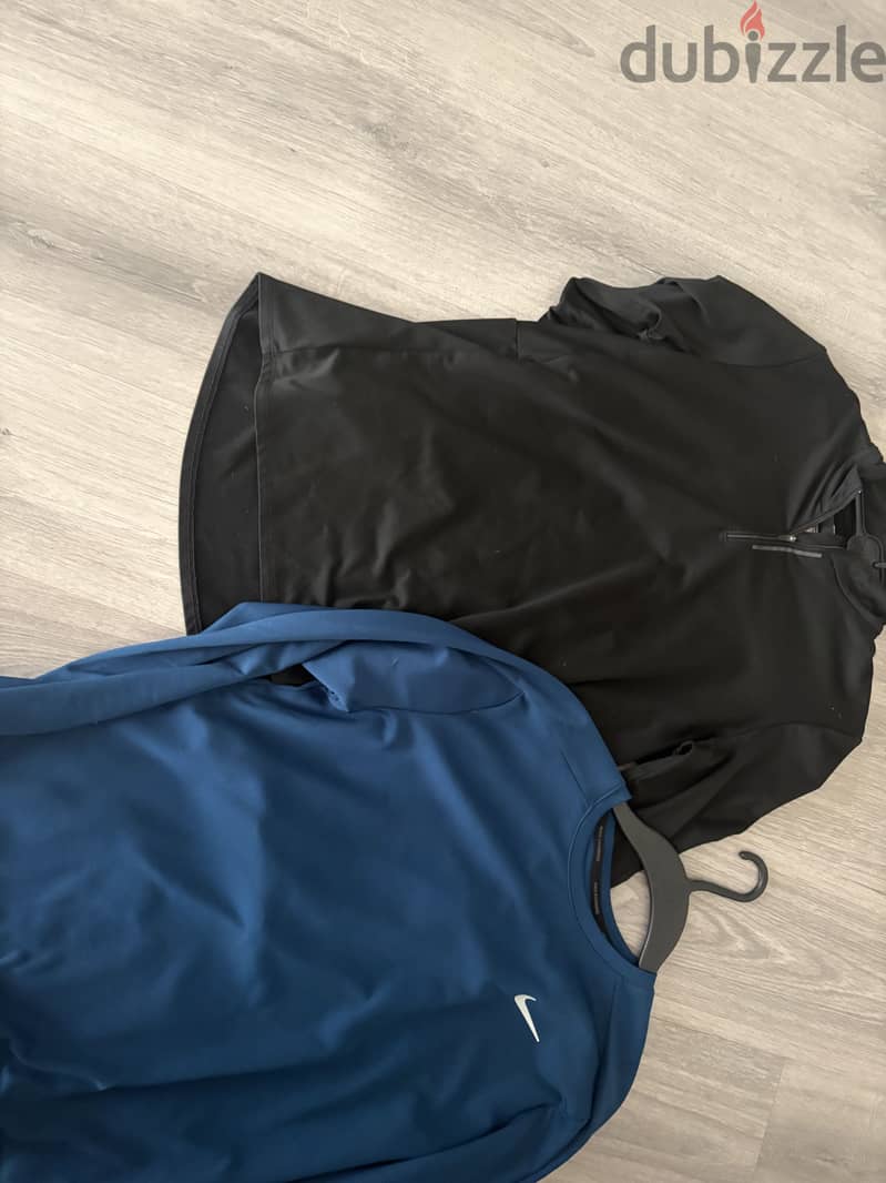 Nike 2 pullovers 3