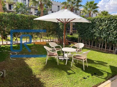 Ground apartment for rent in Sodic - courtyard