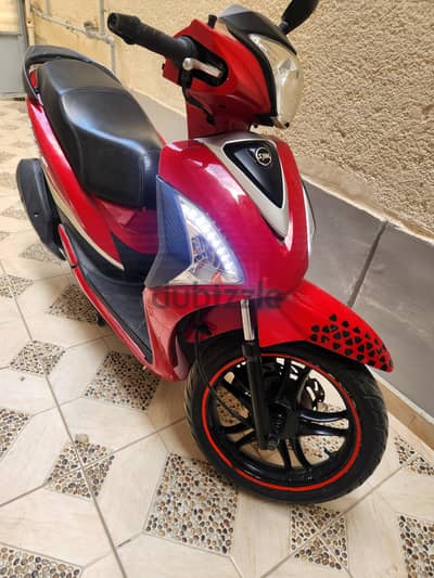 St 200 SYM