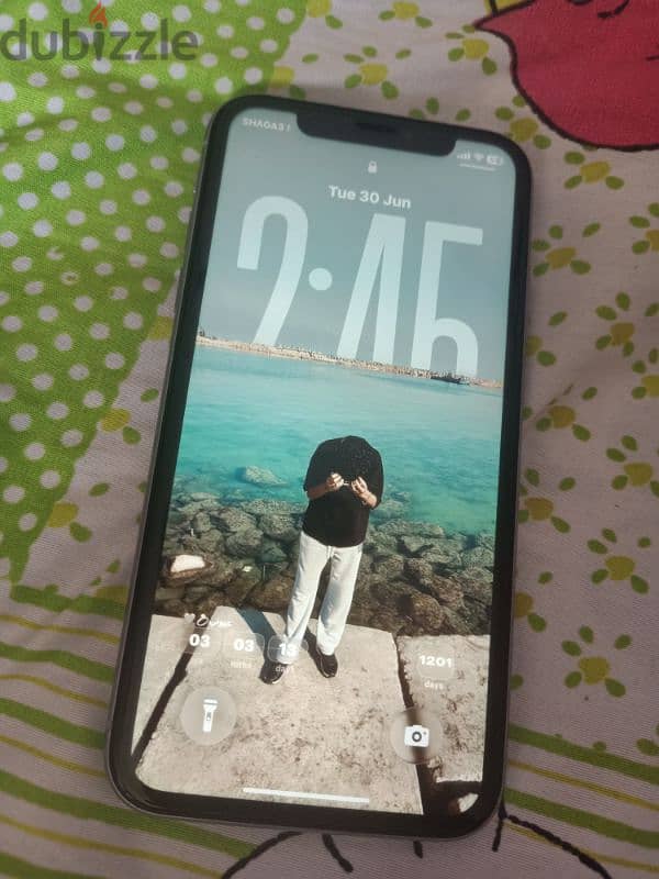 iPhone 11 3