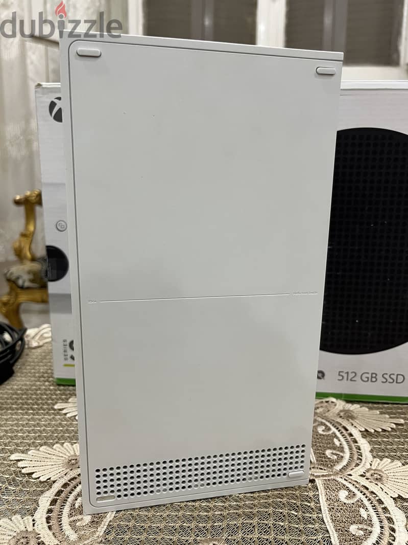 Xbox series s 4
