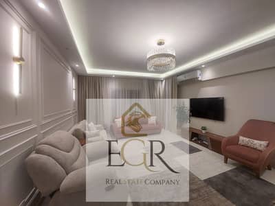 Apartment for rent in Al Rehab: 2 bedrooms, 1 bathroom, close to amenities, and featuring high-end (super-lux) finishes. 