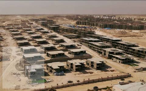 شاليه أرضي بجاردن للبيع في كمبوند دايركشن وايت رأس الحكمة | بالتقسيط حتى 2030